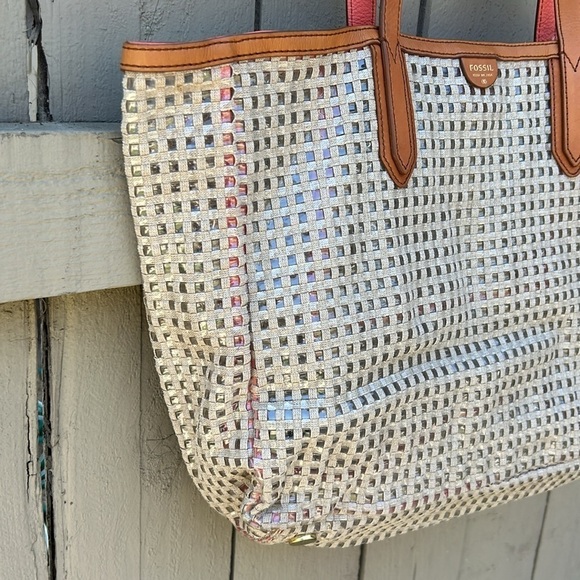 Fossil Summer Bag Perfect for the Beach or Pool - Picture 4 of 12